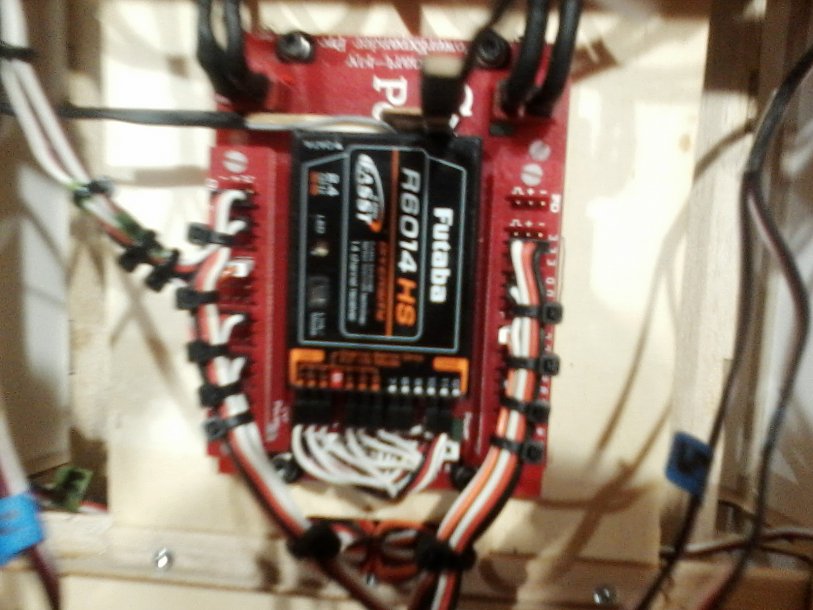 1014150556-00.jpg