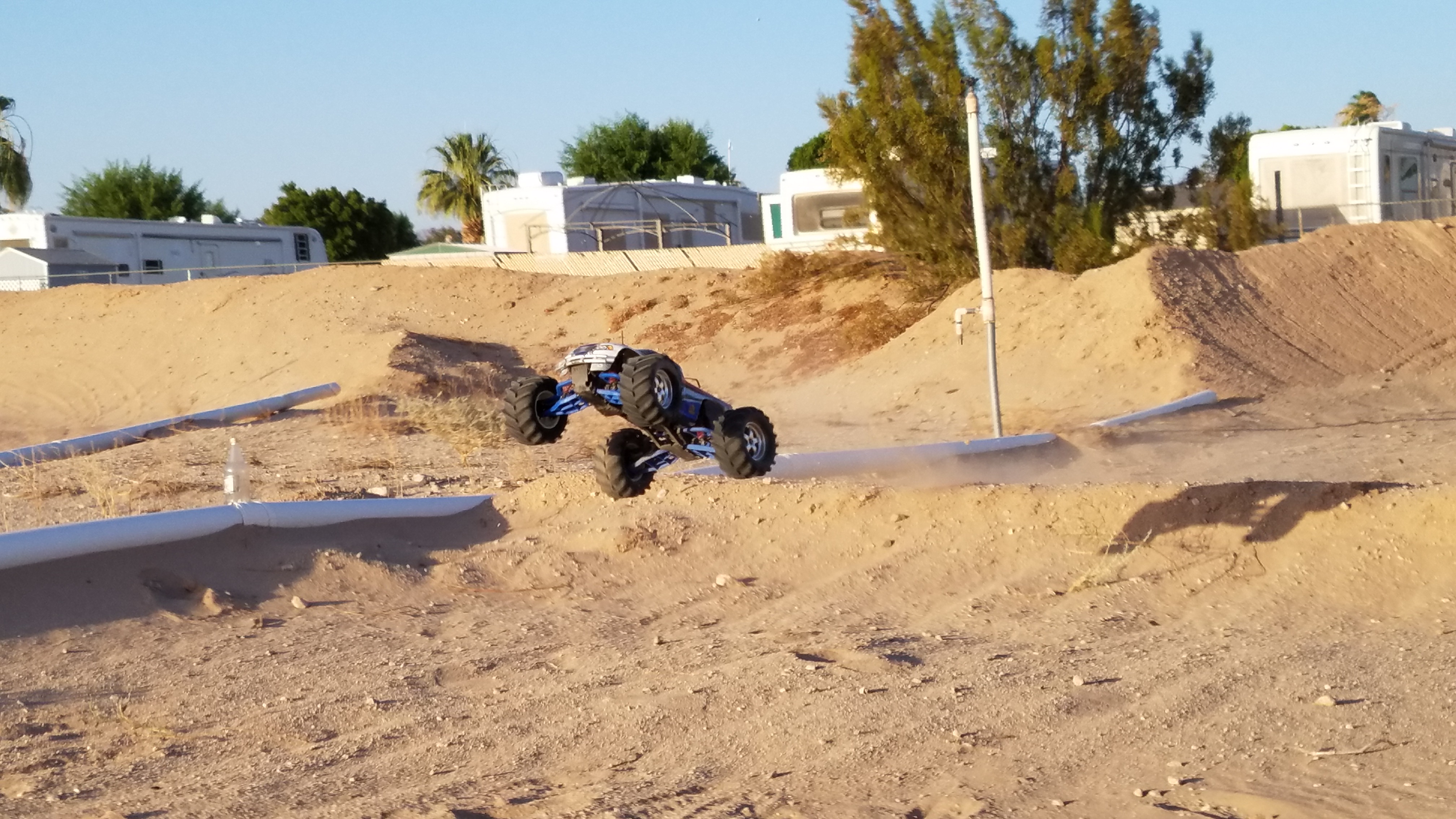 20180623_185843_017_01.jpg
