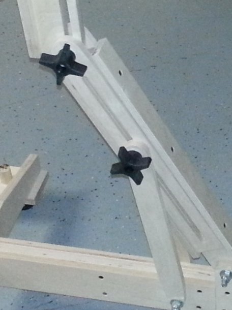 4 lobe knobs.jpg