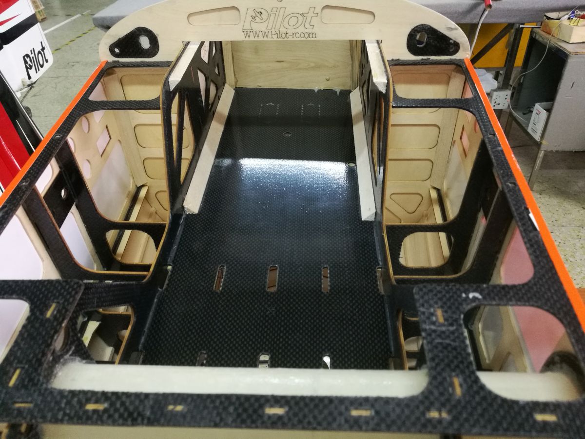 Carbon-LX-6.jpg