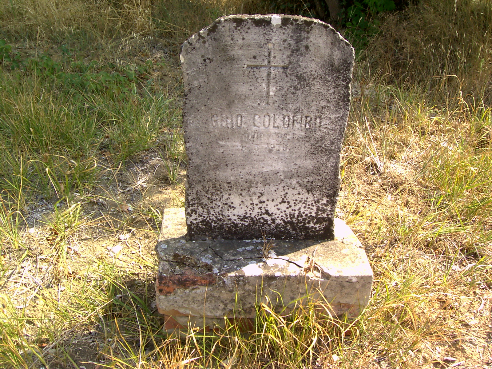 Colombomemorial.jpg