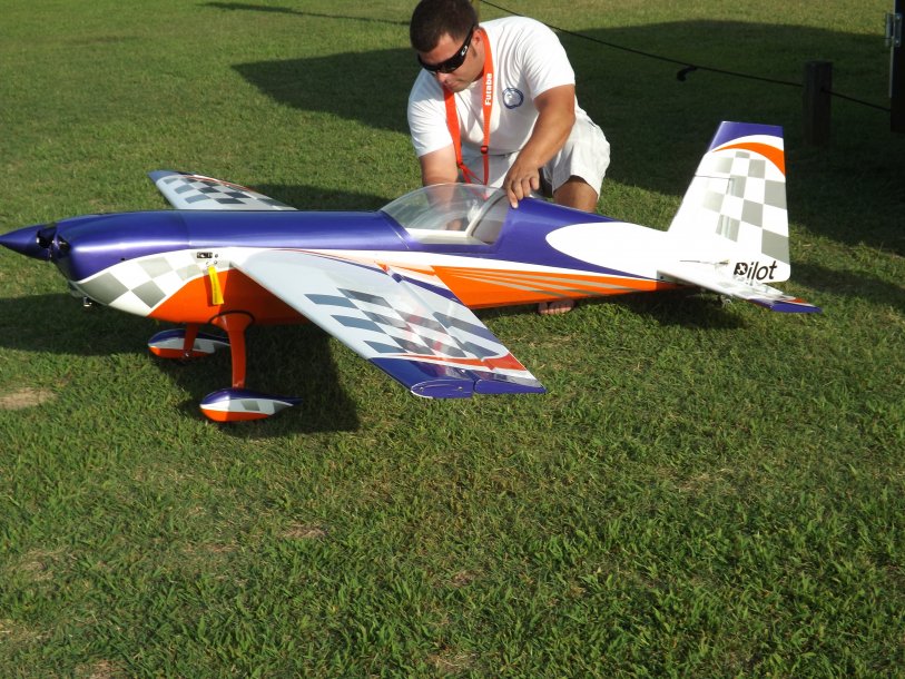 extra 330.JPG
