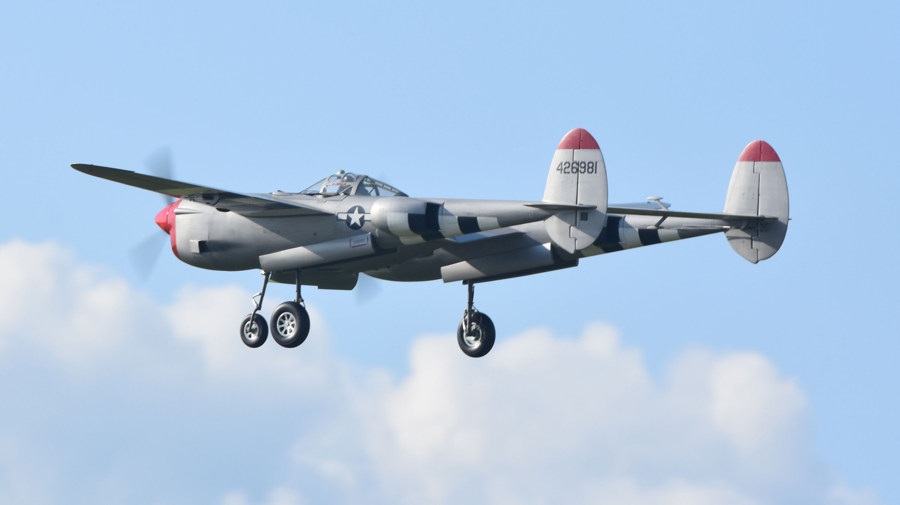 P-38 Lightning 5.jpg