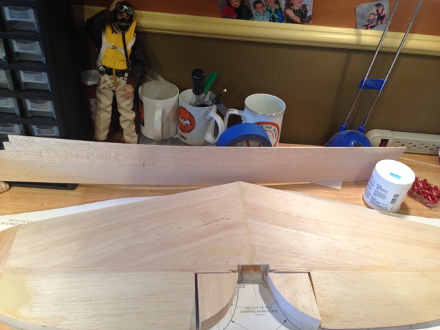 p-47build32.jpg