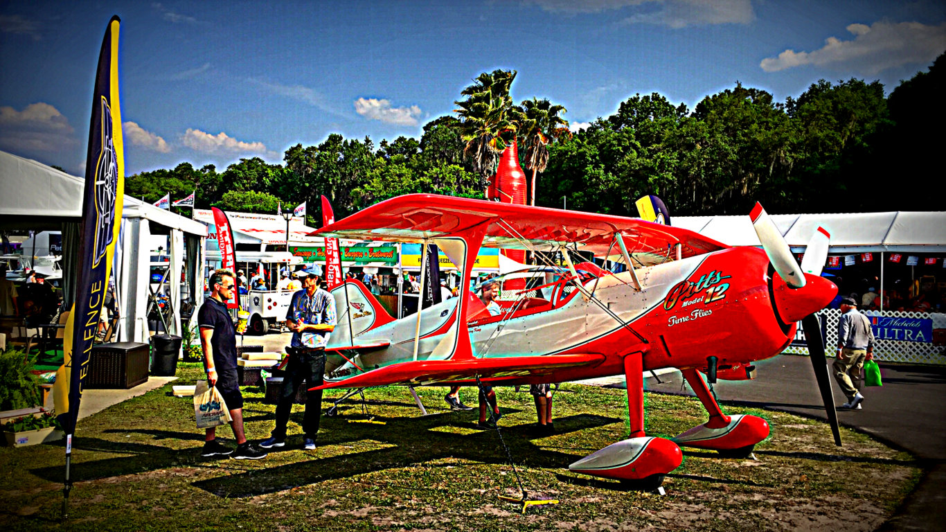 Pitts Model 12 Kimball Booth.jpg