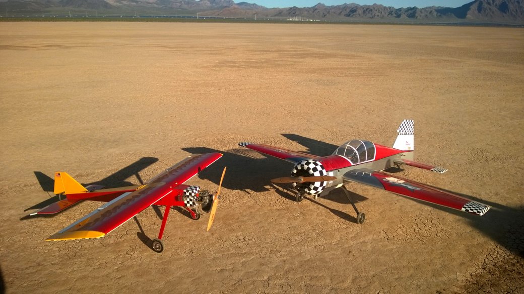 redplanes.jpg