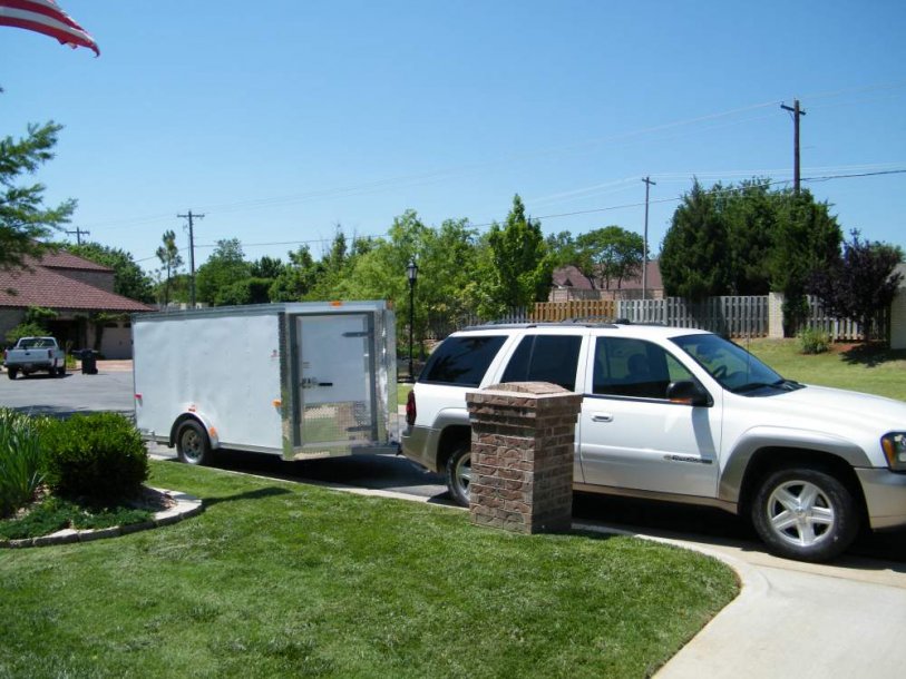 trailer_005.jpg