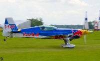 extra-ea-300s-d-efby-red-bull-54194.jpg